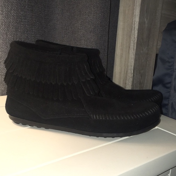 Minnetonka ankle booties - Picture 2 of 8